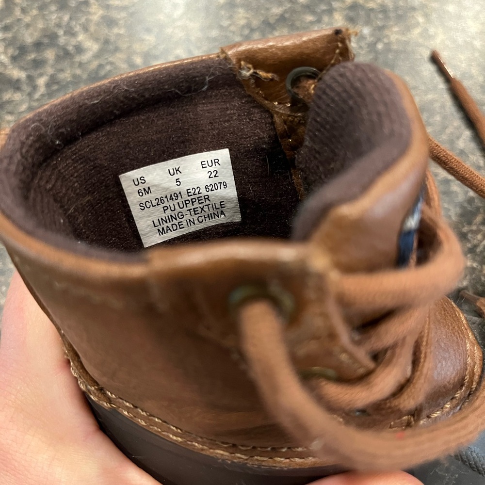 Sperry - Duck Boots - Picture 2 of 3
